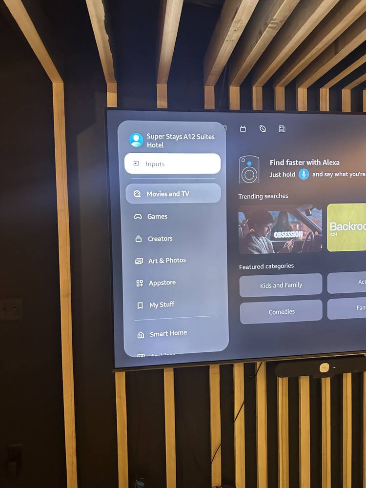 Hisense menu with Inputs highlighted