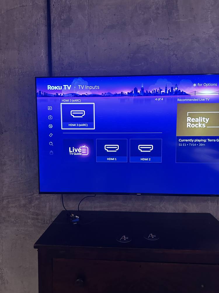 Roku TV inputs with HDMI 3 eARC selected